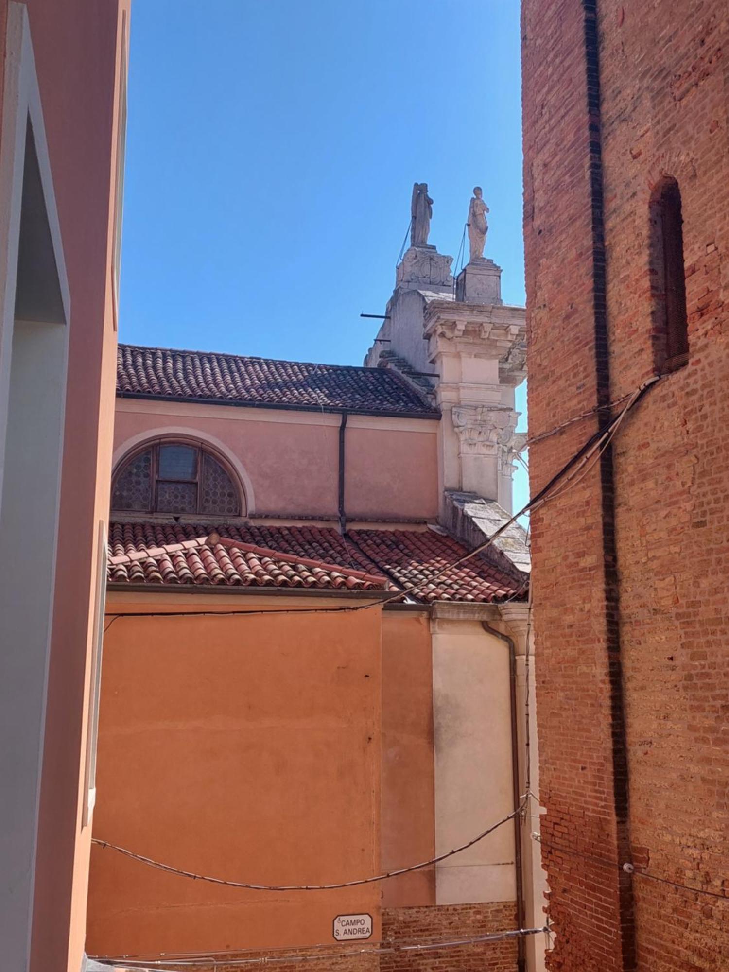 Alla Torre Dell'Orologio Кьоджа Экстерьер фото